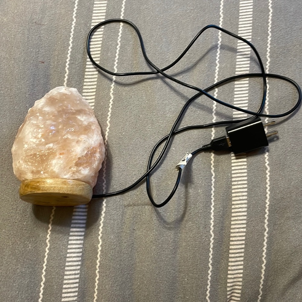 salt rock lamp